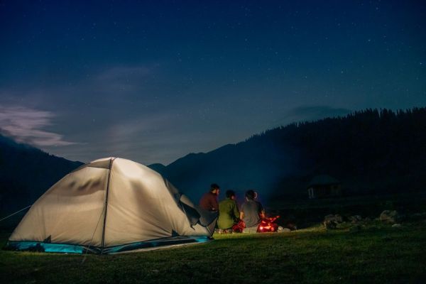 Comment organiser un camping pour une expédition de randonnée dans les montagnes des Tatras?